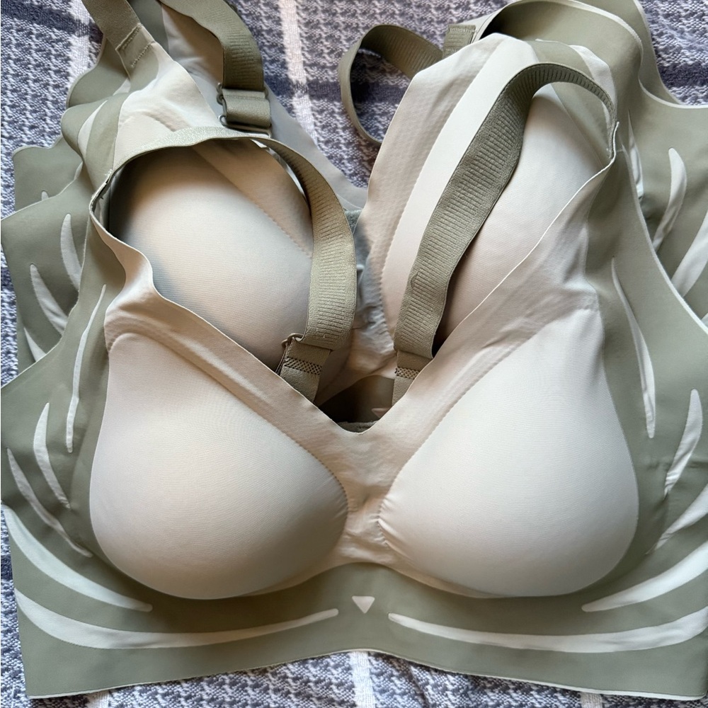 Seamless Olive Green and Cream Bra